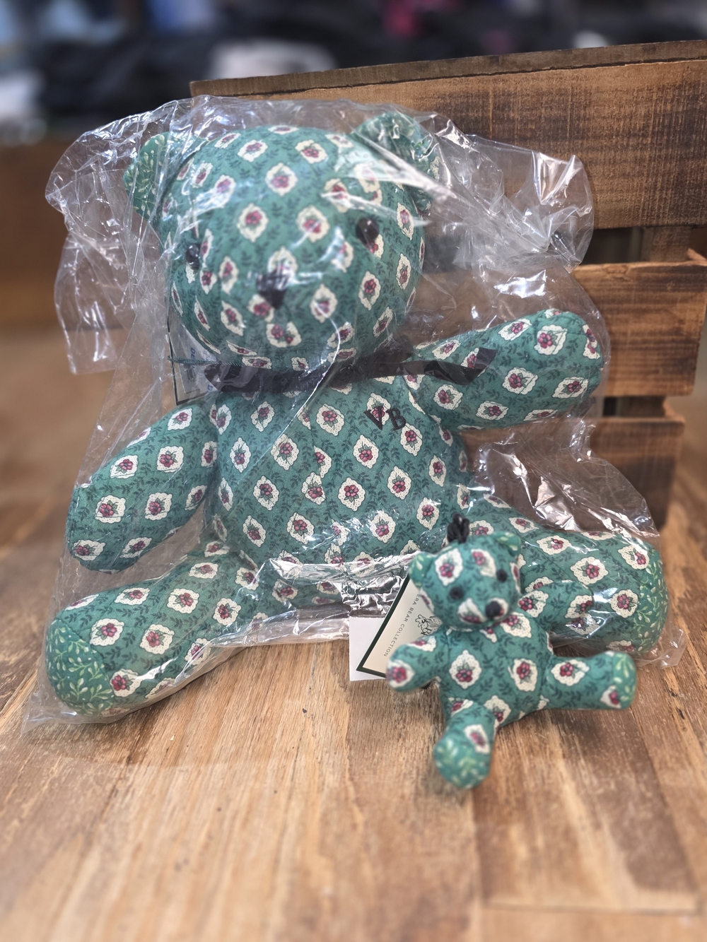 NWT 2 Vera Bradley Kelly Greenfield Bears